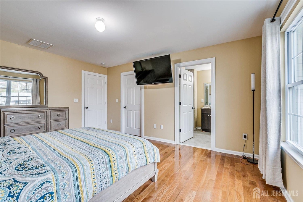 169 Metuchen Avenue - Photo 21
