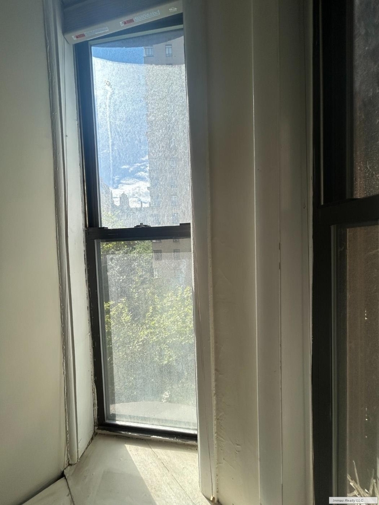 560 W End Avenue - Photo 16