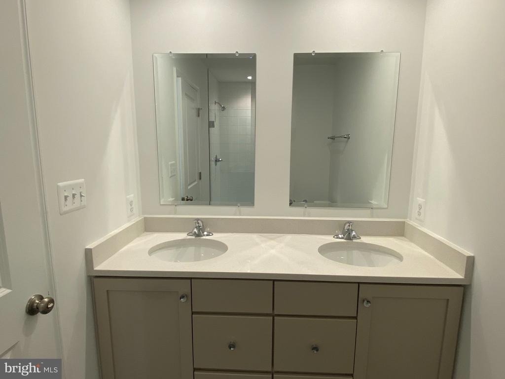 415 Aragon Drive - Photo 21