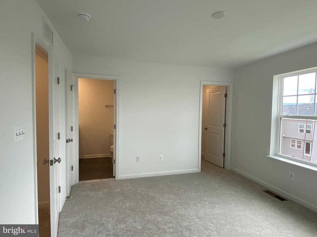 415 Aragon Drive - Photo 18