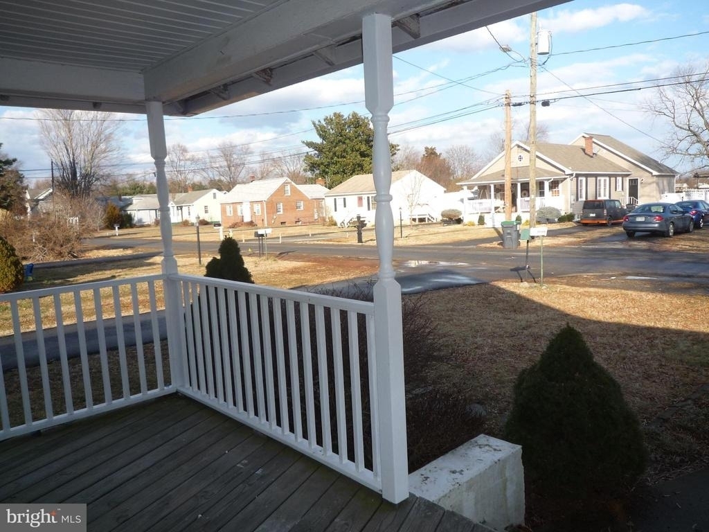 104 Greenway Street - Photo 4