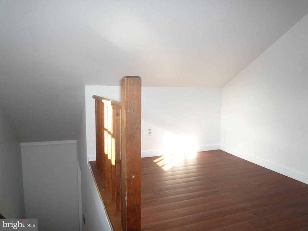 104 Greenway Street - Photo 27