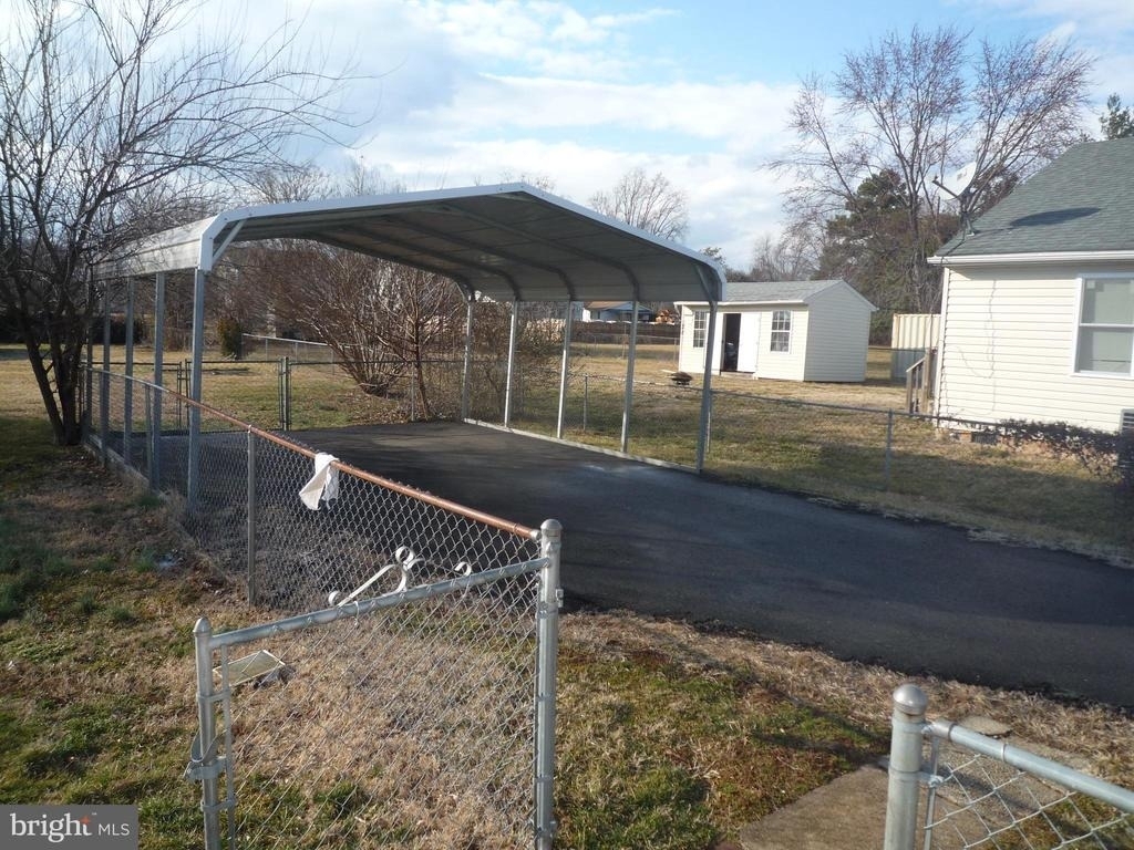 104 Greenway Street - Photo 5