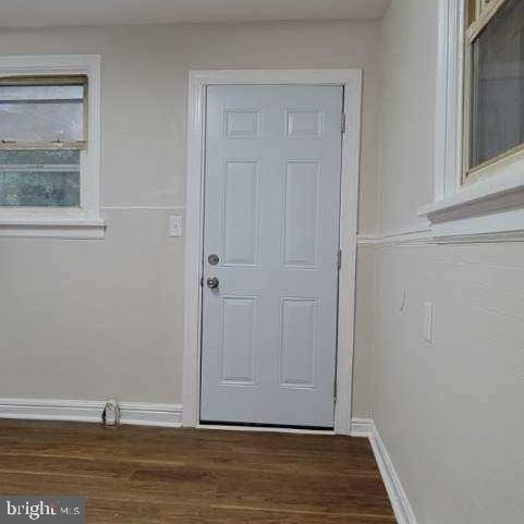 4115 Leake Avenue - Photo 8