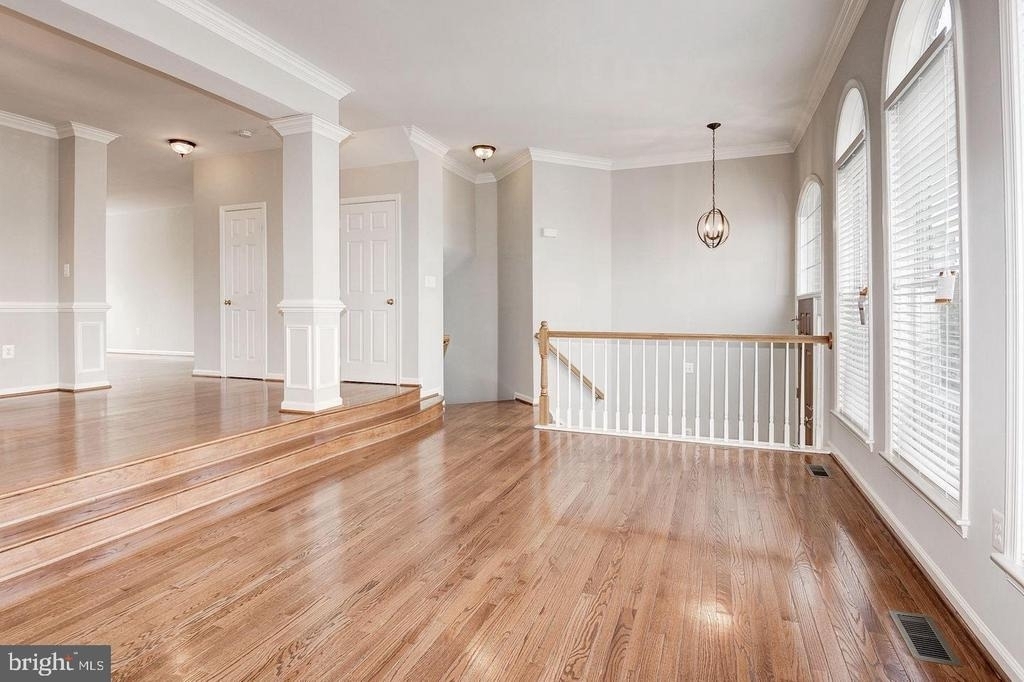 21264 Victorias Cross Terrace - Photo 7
