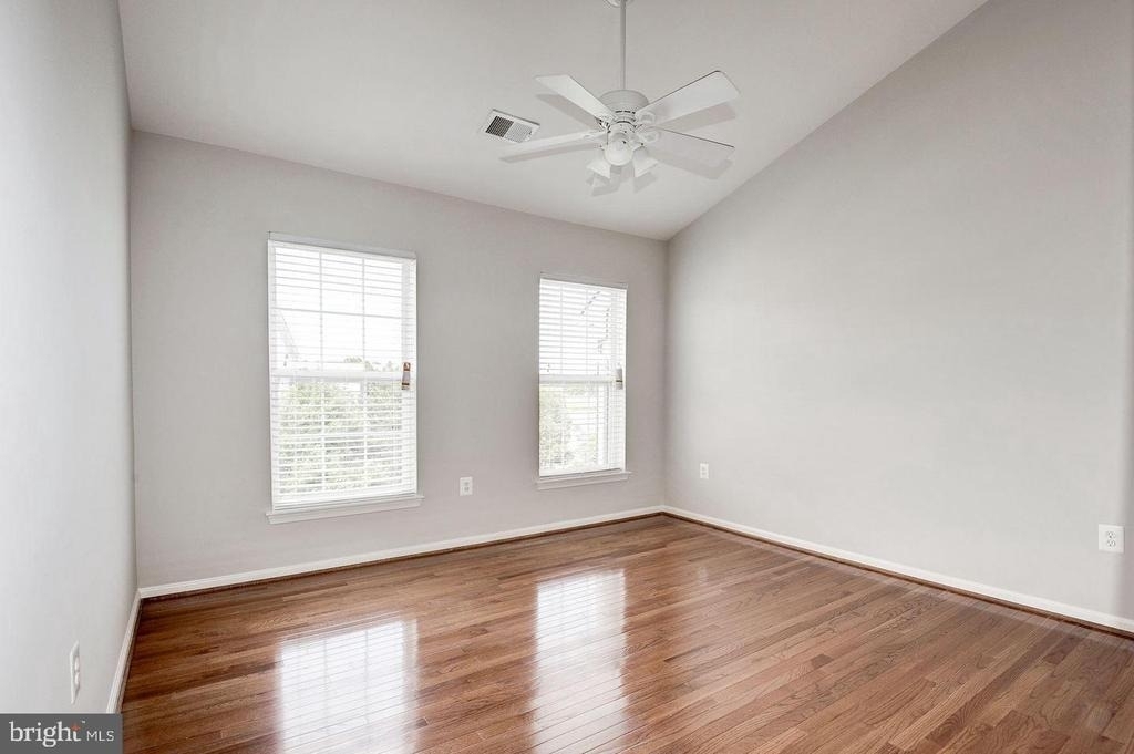 21264 Victorias Cross Terrace - Photo 22