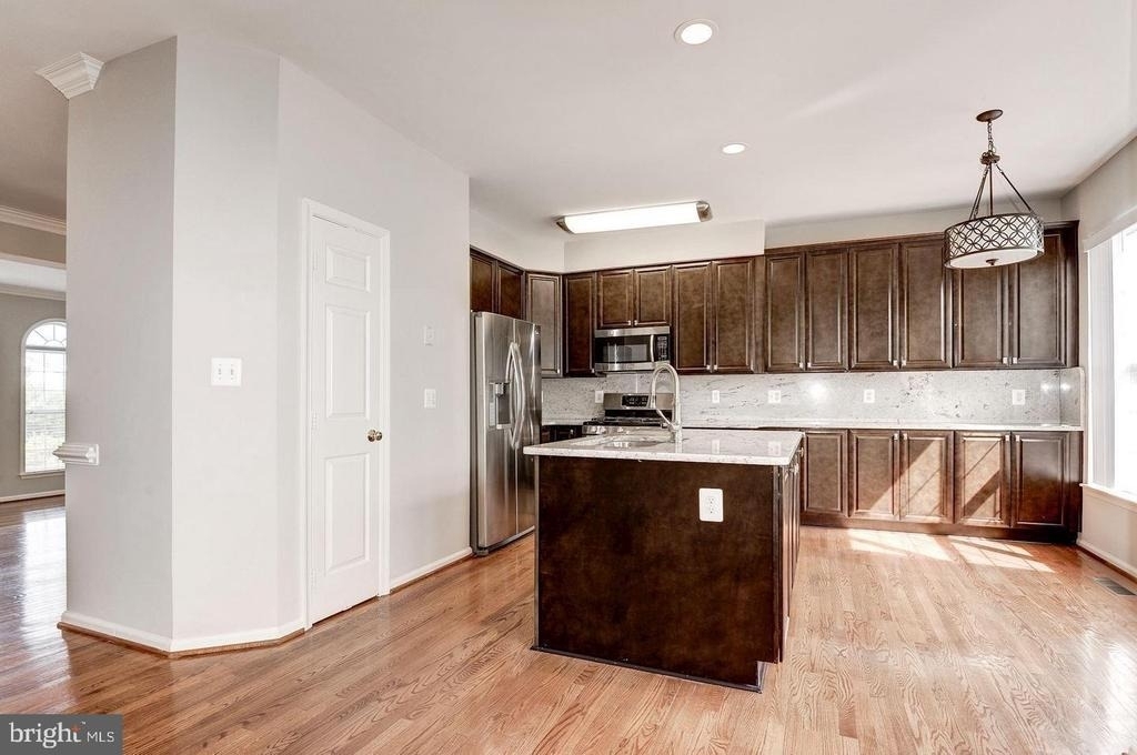 21264 Victorias Cross Terrace - Photo 13