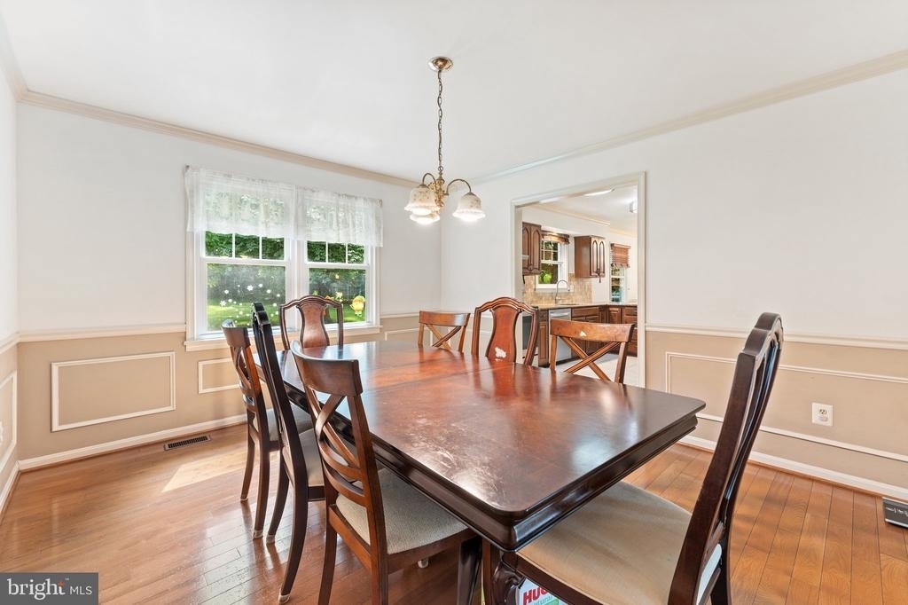 8000 Sandburg Court - Photo 28