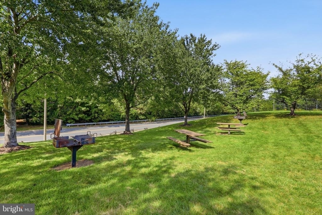 5629 Willoughby Newton Drive - Photo 28