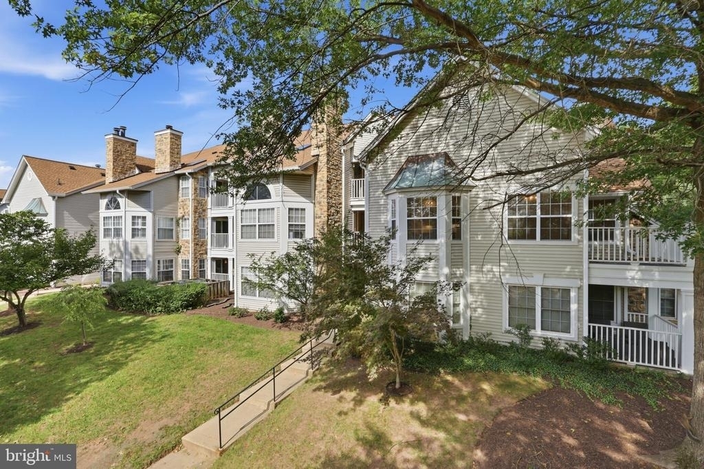 5629 Willoughby Newton Drive - Photo 2