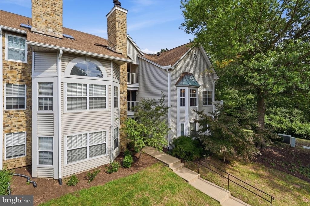 5629 Willoughby Newton Drive - Photo 1