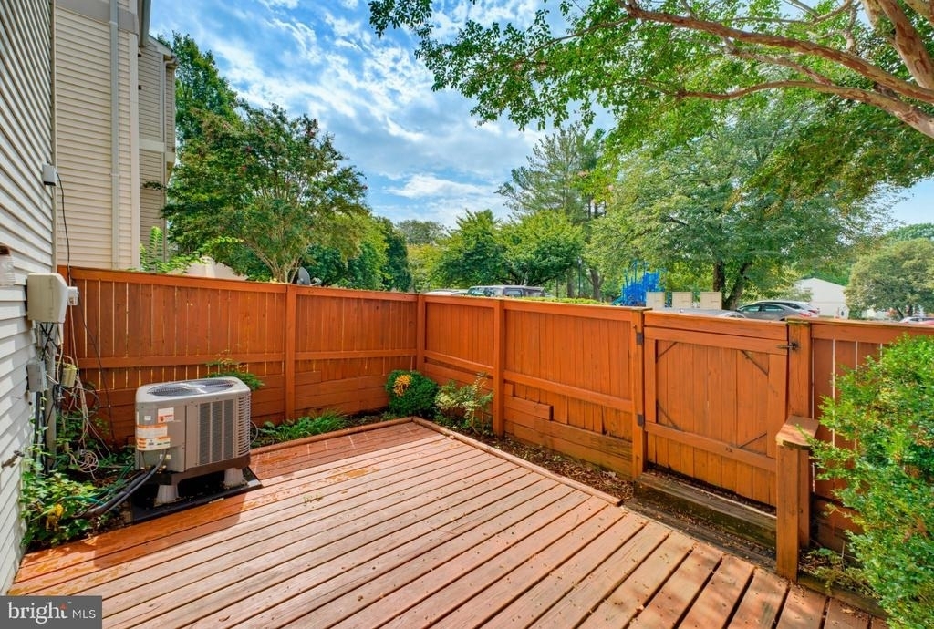 10305 Bridgetown Place - Photo 27