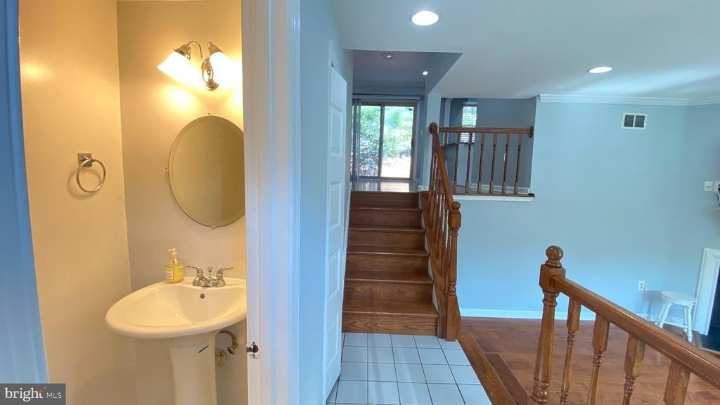 5876 Kara Place - Photo 9