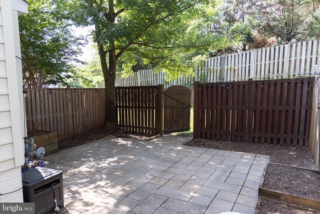 3347 Wilton Crest Court - Photo 30