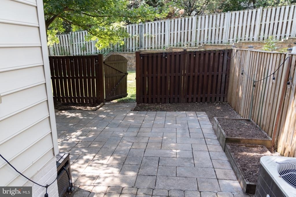 3347 Wilton Crest Court - Photo 33