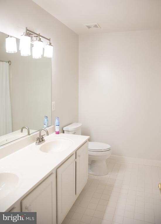 3347 Wilton Crest Court - Photo 19
