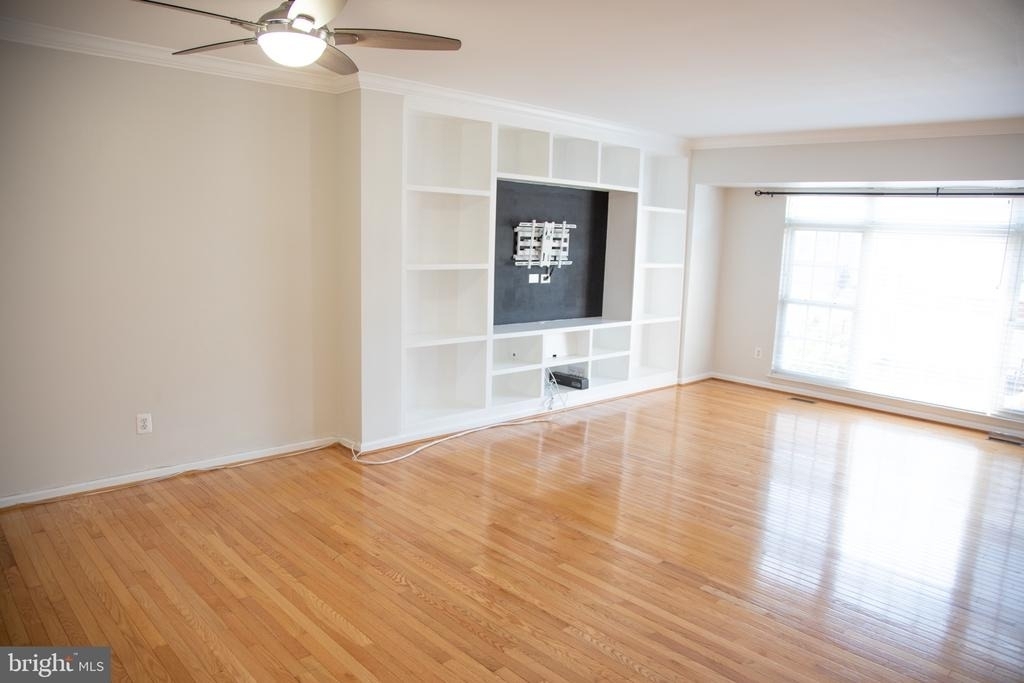 3347 Wilton Crest Court - Photo 5