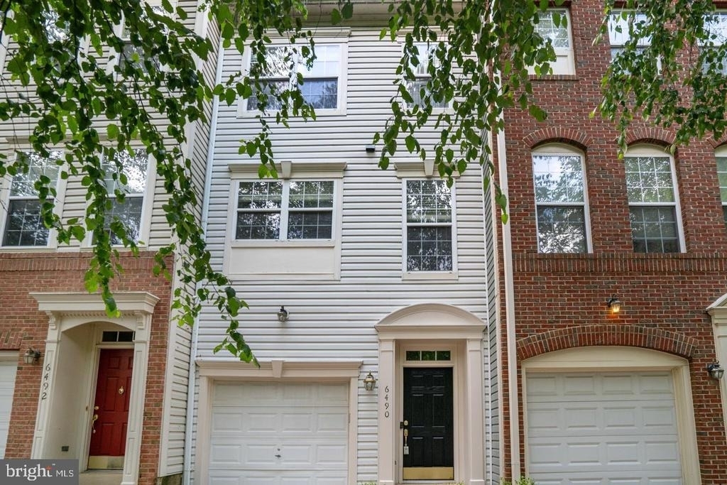 6490 Tayack Place - Photo 42