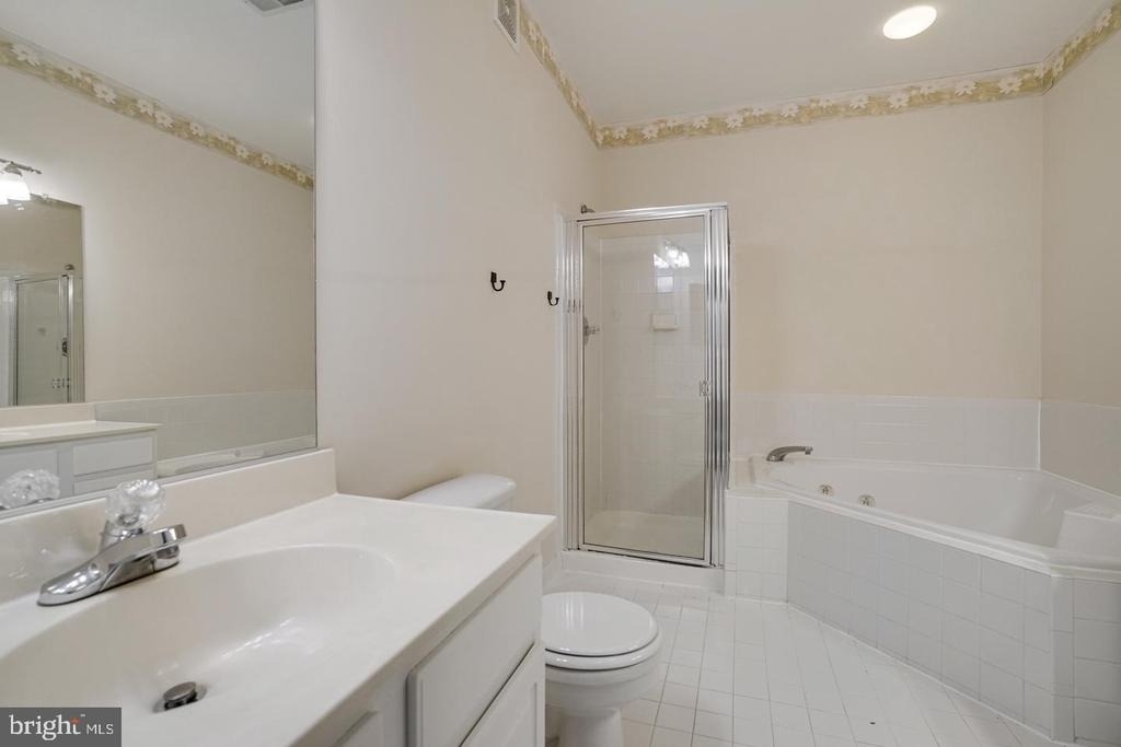 6490 Tayack Place - Photo 24