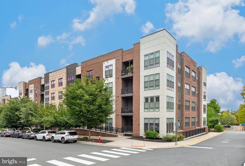 11200 Reston Station Boulevard - Photo 22