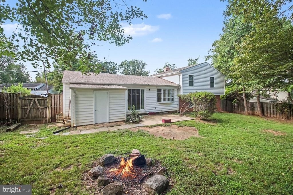 9302 Ashmeade Drive - Photo 23