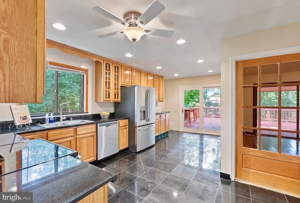 1404 Wolftrap Run Road - Photo 3