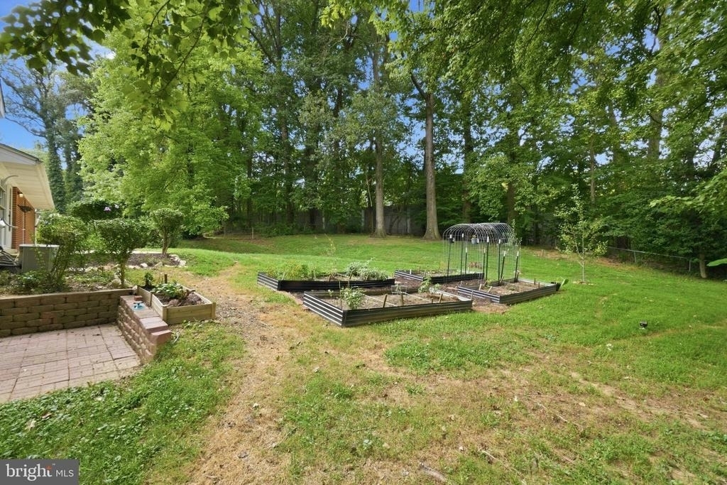7545 Axton Street - Photo 32