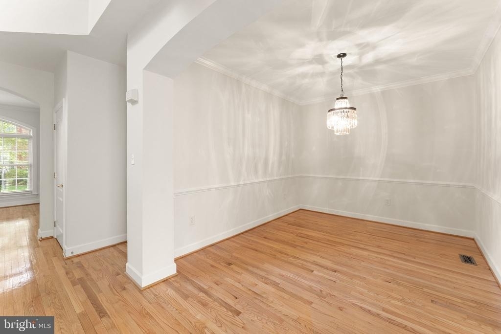 4333 Delegate Court - Photo 8