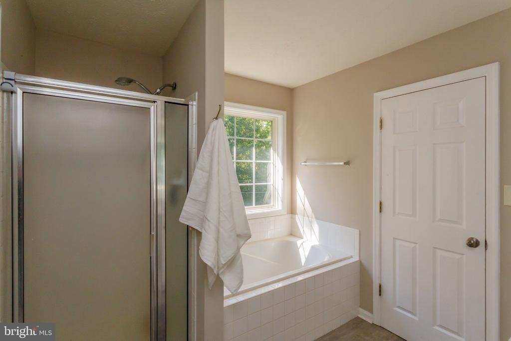 89 Albertson Court - Photo 23