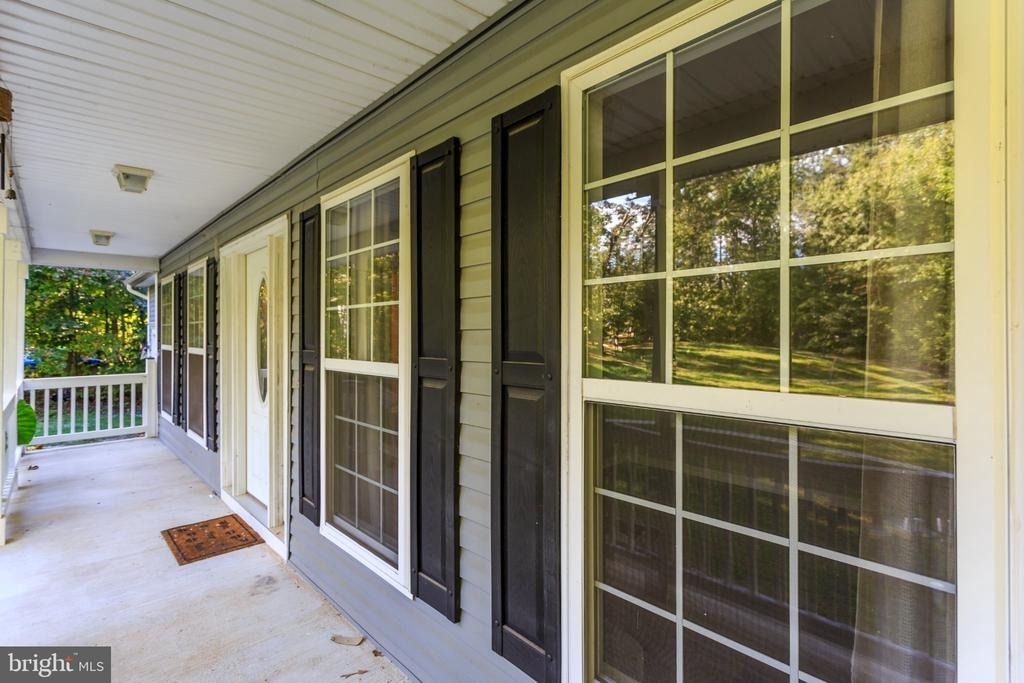 89 Albertson Court - Photo 19