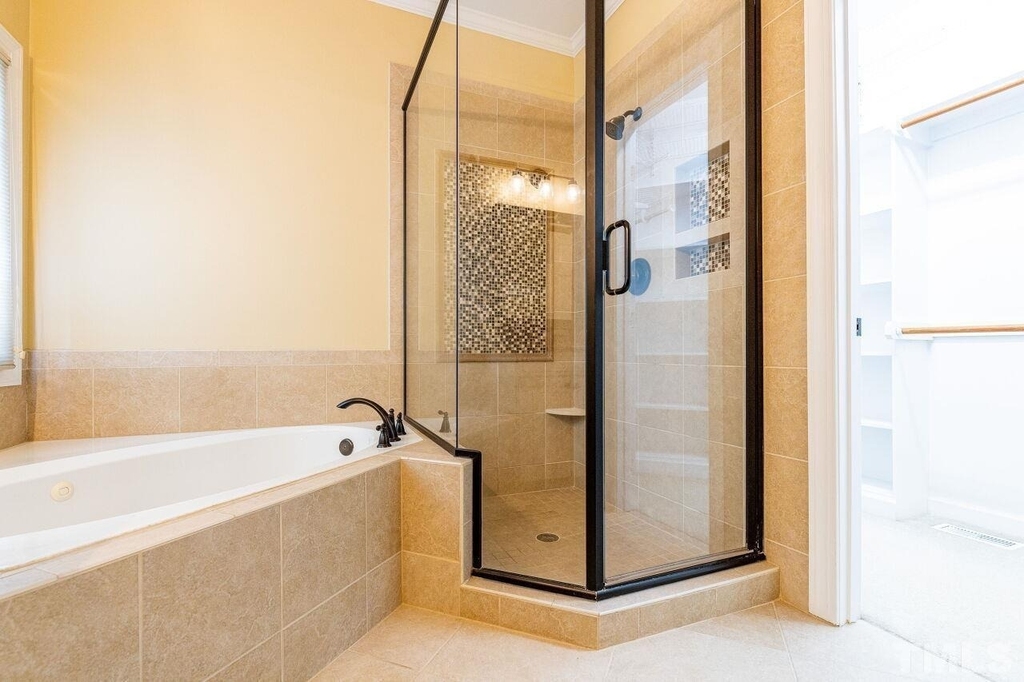 4317 Glen Erin Way - Photo 15