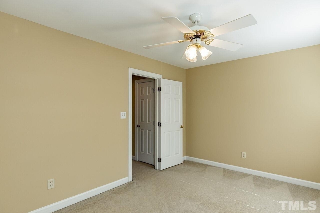 4317 Glen Erin Way - Photo 20