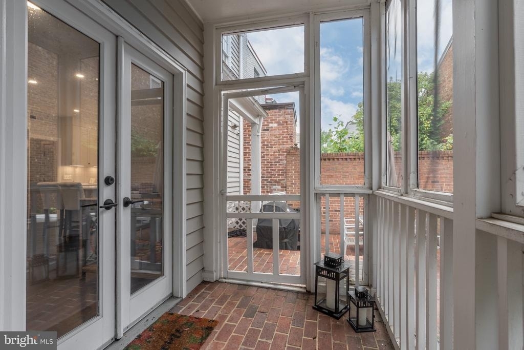 504 S Pitt Street - Photo 20