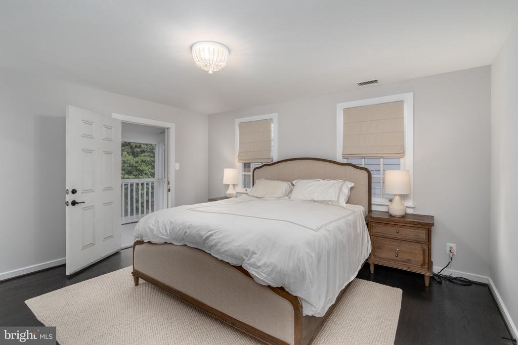 504 S Pitt Street - Photo 41