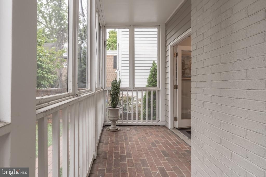 504 S Pitt Street - Photo 19
