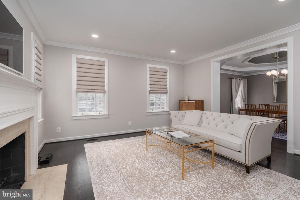 504 S Pitt Street - Photo 37