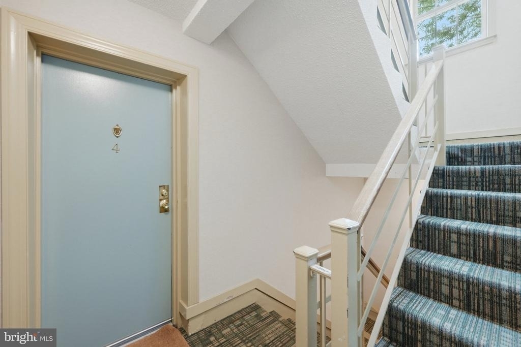 525 Bashford Lane - Photo 5