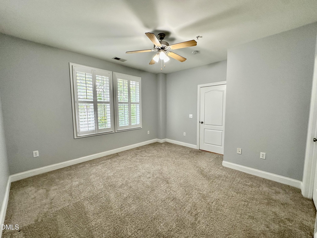 2810 Bedford Green Avenue - Photo 19