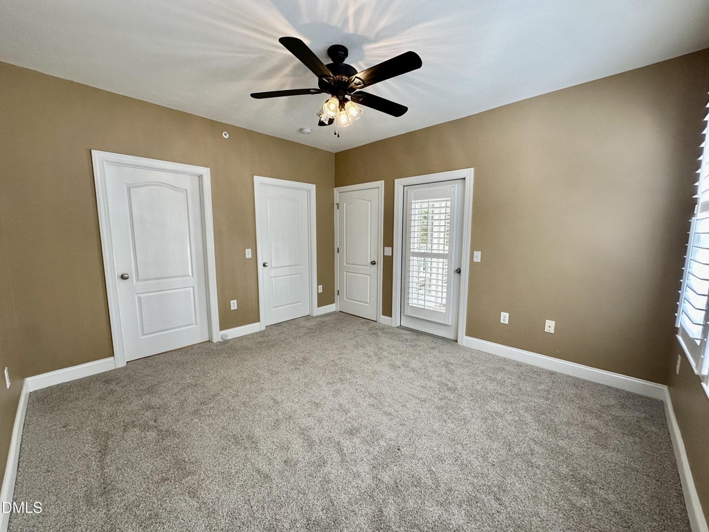 2810 Bedford Green Avenue - Photo 15