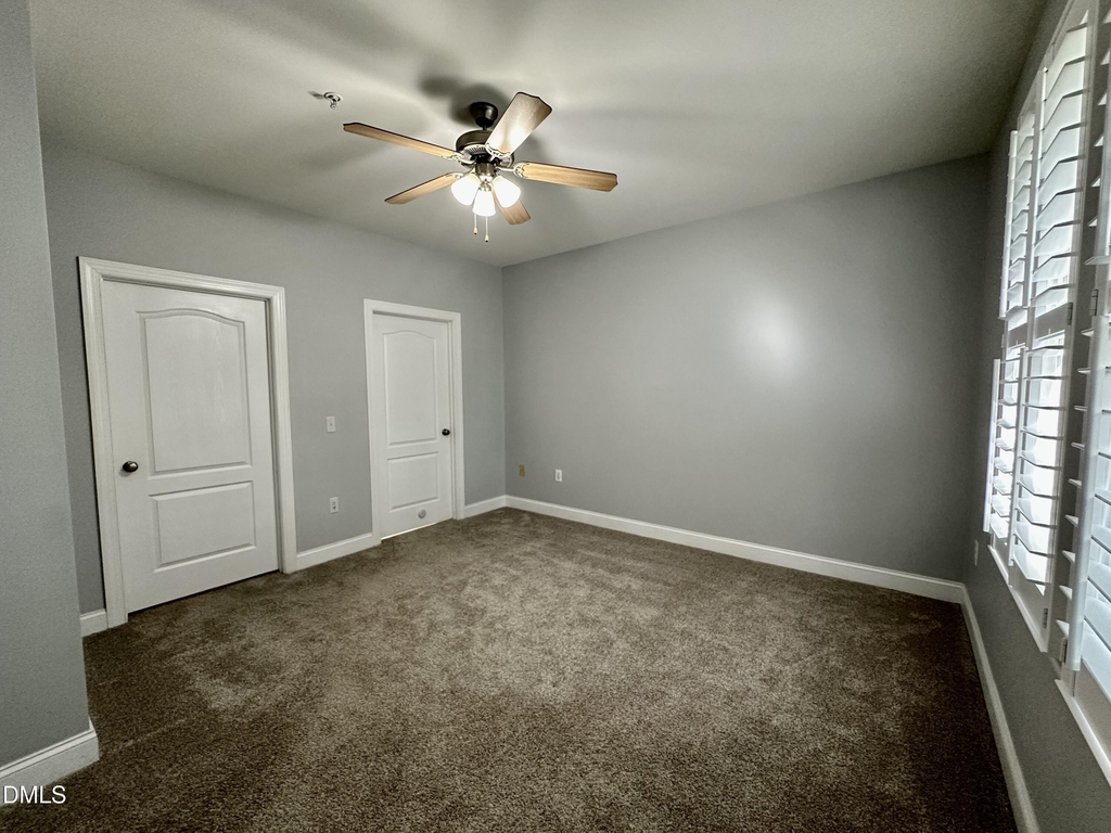 2810 Bedford Green Avenue - Photo 18