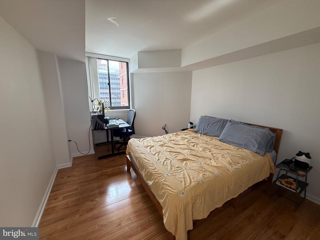 1001 N Randolph Street - Photo 3