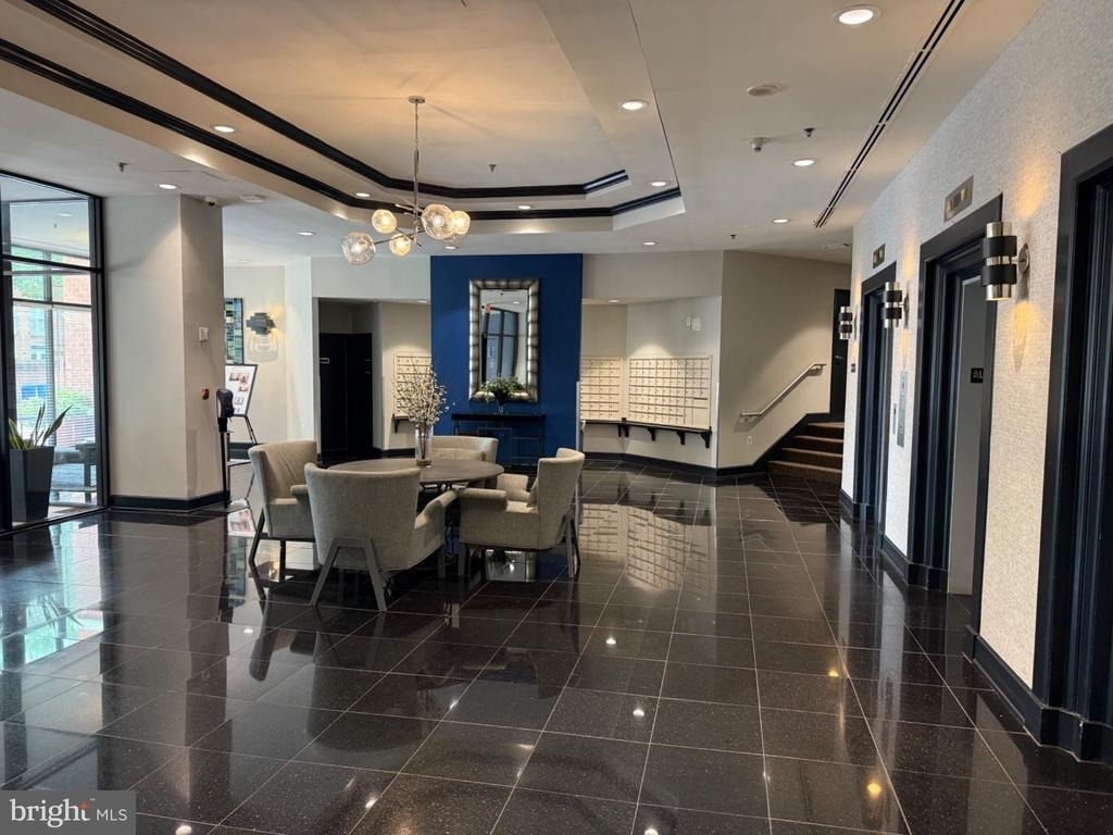 1001 N Randolph Street - Photo 10