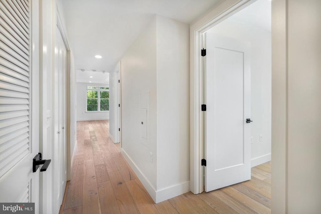 1245 N Pierce Street - Photo 33