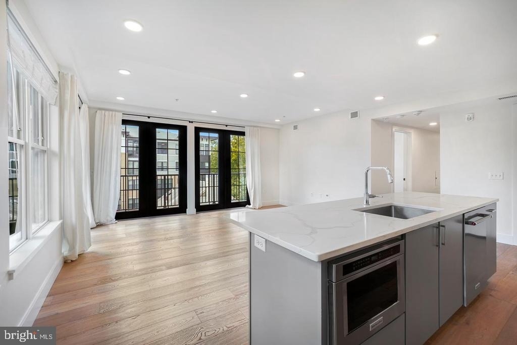 1245 N Pierce Street - Photo 12