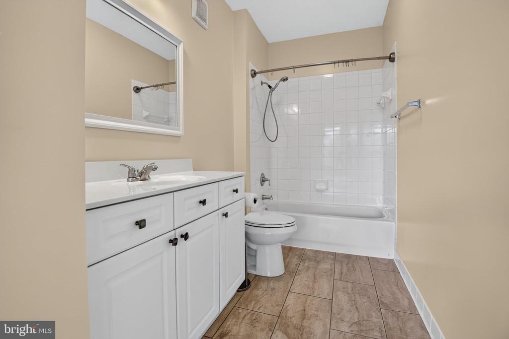 801 S Greenbrier Street - Photo 17
