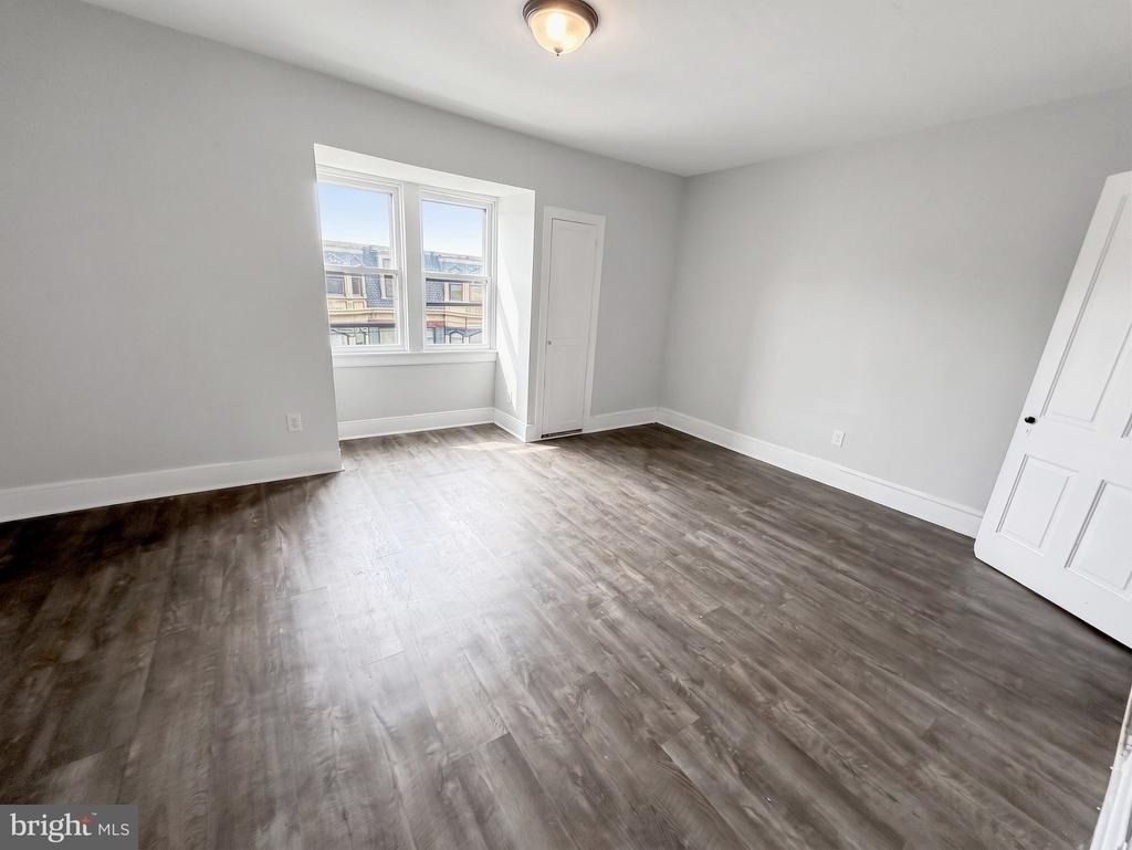 308 E King Street - Photo 1