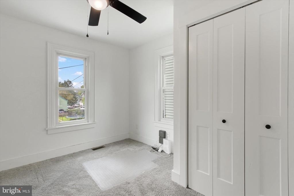 531 Baltimore Street - Photo 22