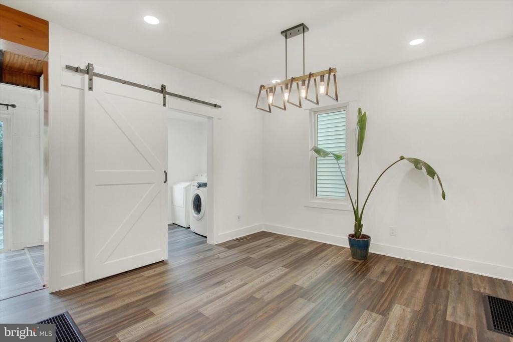 531 Baltimore Street - Photo 14