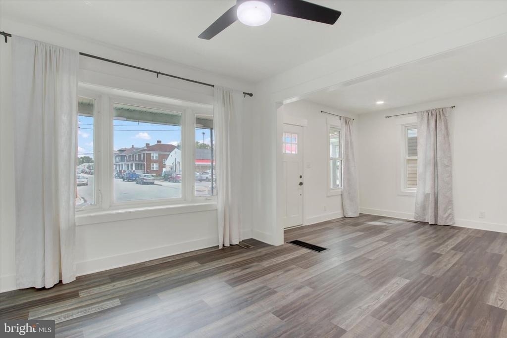 531 Baltimore Street - Photo 10