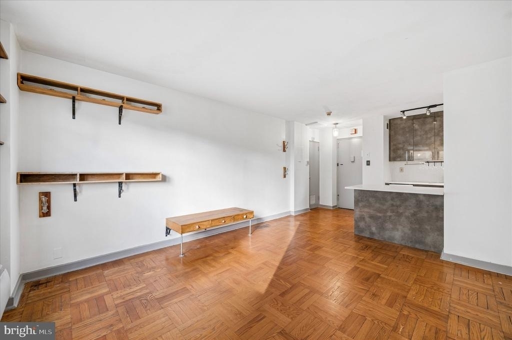 2601 Pennsylvania Avenue - Photo 4